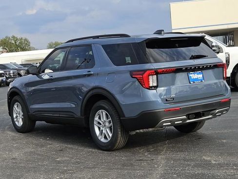 New 2026 Ford Explorer Active w/ Active Comfort Package image 7