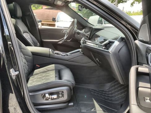 Used 2024 BMW X6 xDrive40i w/ Executive Package AWD/4WD image 28