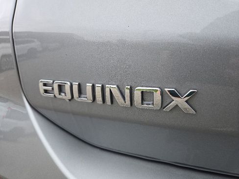Used 2024 Chevrolet Equinox LT AWD/4WD image 36
