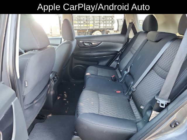 Used 2018 Nissan Rogue SV AWD/4WD image 27