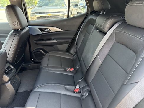 New 2025 Chevrolet Equinox EV LT w/ Convenience Package II image 6