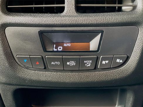 Used 2022 Honda Pilot Sport image 30