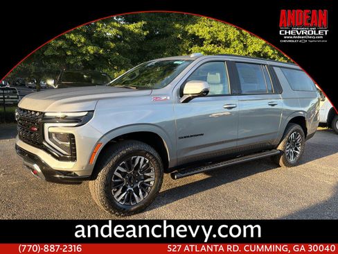 New 2026 Chevrolet Suburban Z71 w/ Comfort Package AWD/4WD image 1