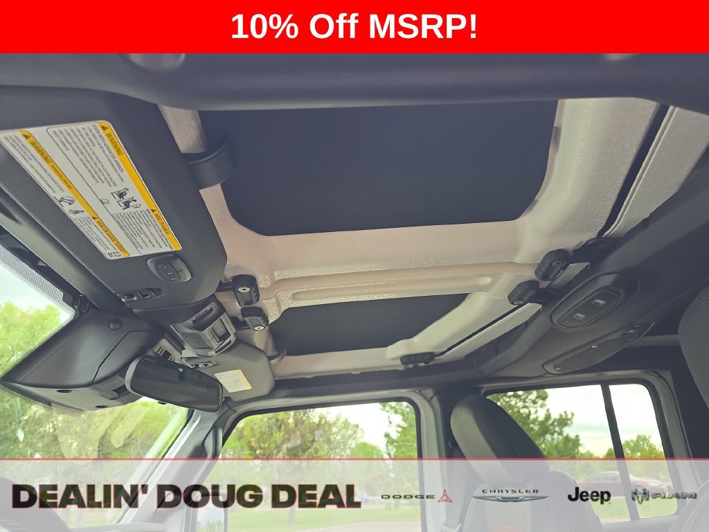 New 2026 Jeep Gladiator Rubicon w/ Steel Power Dome Hood Package AWD/4WD image 22