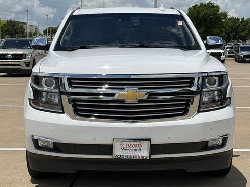 Used 2020 Chevrolet Tahoe Premier w/ Premier 6.2L Value Package AWD/4WD image 8