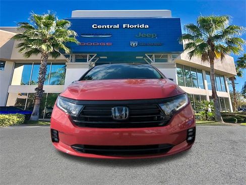 Used 2023 Honda Odyssey Sport image 3