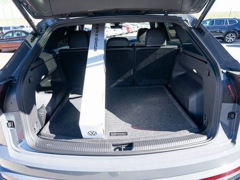 New 2026 Volkswagen Atlas Cross Sport SEL Premium R-Line image 34