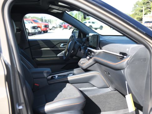 New 2027 Ford Explorer Tremor w/ Sun And Sound Package AWD/4WD image 14
