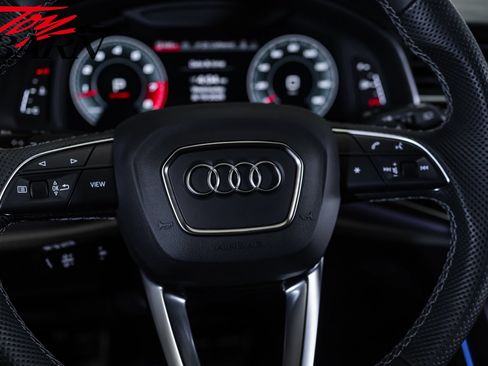 Used 2024 Audi SQ8 Prestige AWD/4WD image 30
