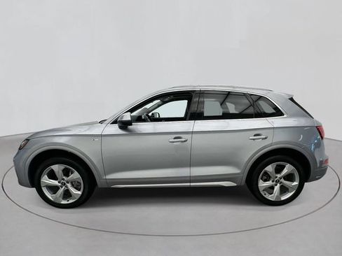 Certified 2023 Audi Q5 2.0T Premium Plus w/ Premium Plus Package AWD/4WD image 2
