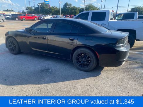 Used 2022 Dodge Charger SXT w/ Leather Interior Group RWD image 3