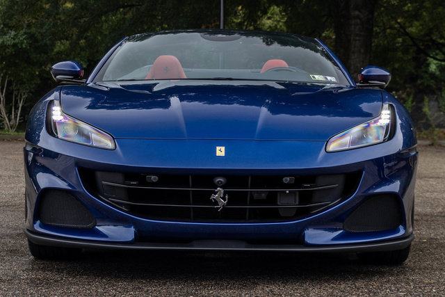 Used 2022 Ferrari Portofino M RWD image 12