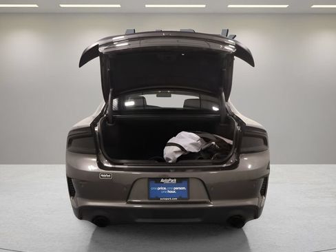 Certified 2021 Dodge Charger Scat Pack RWD image 17