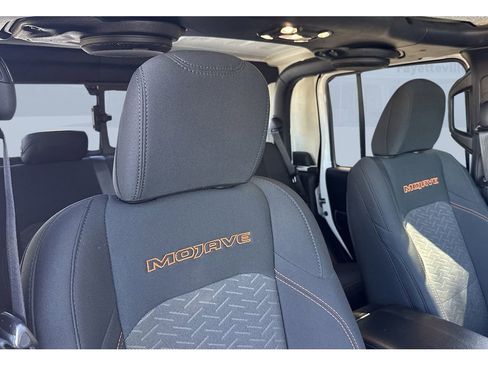 Used 2021 Jeep Gladiator Mojave image 23