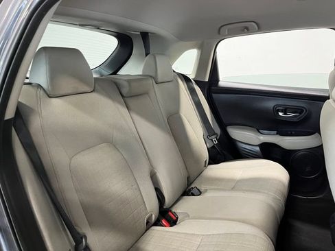 Used 2023 Honda HR-V LX image 13