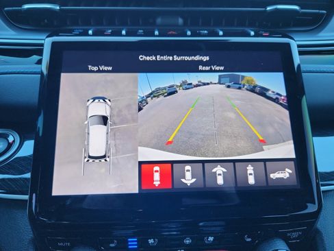 Used 2024 Jeep Grand Cherokee Trailhawk w/ Advanced Protech Group II image 29