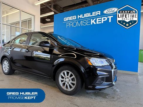 Used 2020 Chevrolet Sonic LT FWD image 1