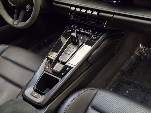 Used 2022 Porsche 911 Carrera GTS image 25