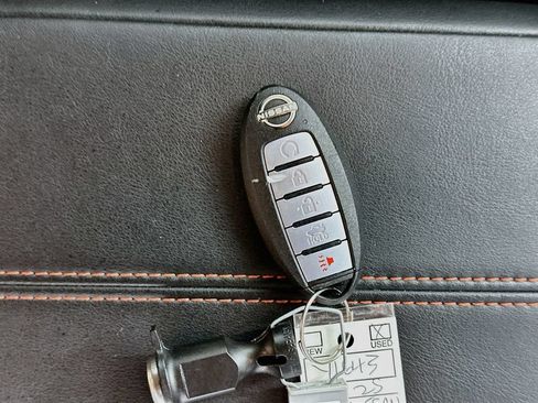 Used 2025 Nissan Altima 2.5 SR FWD image 34