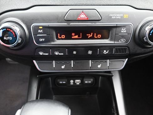Used 2020 Kia Sorento S AWD/4WD image 21