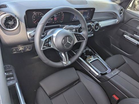 Used 2026 Mercedes-Benz GLB 250 image 14
