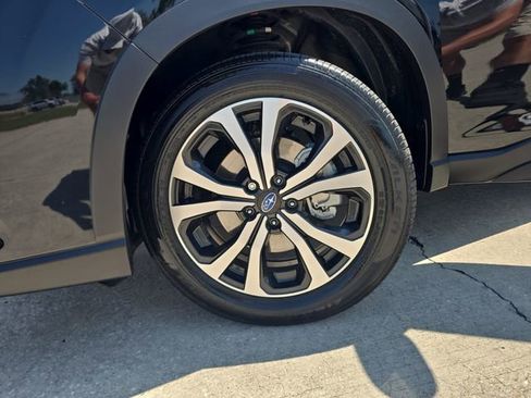 Certified 2024 Subaru Forester Limited image 28