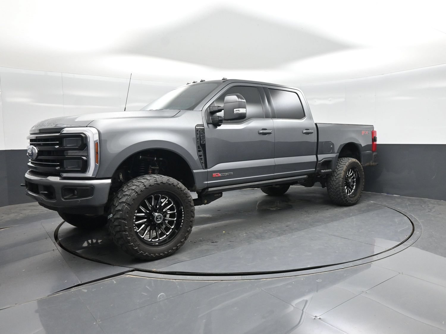 Used 2025 Ford F250 Platinum AWD/4WD image 26