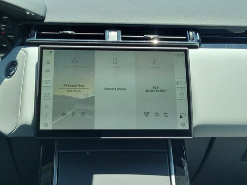 New 2026 Land Rover Range Rover Velar S AWD/4WD image 22