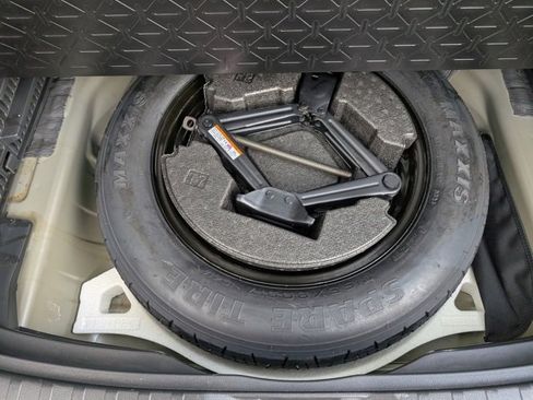 Used 2024 Toyota RAV4 XLE image 26