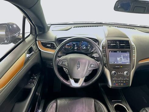 Used 2019 Lincoln MKC Reserve image 27