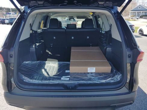 New 2026 Toyota Grand Highlander XLE image 8