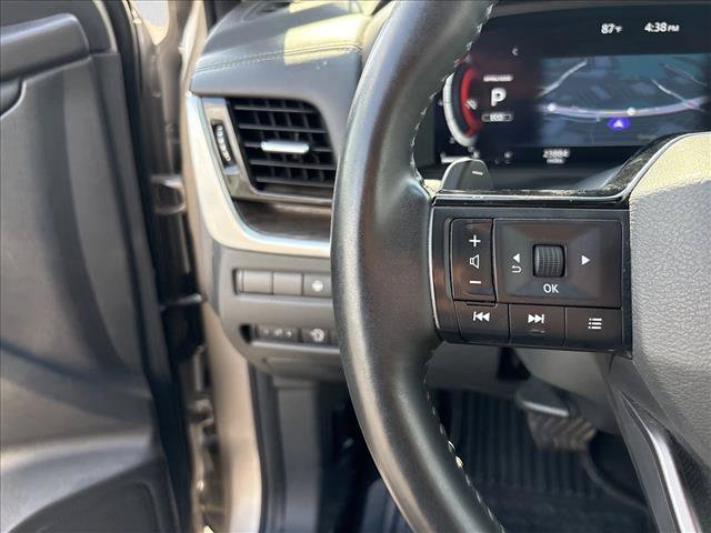 Used 2025 Nissan Rogue Platinum FWD image 18