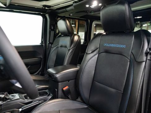 Used 2023 Jeep Wrangler Unlimited Rubicon 4xe AWD/4WD image 22