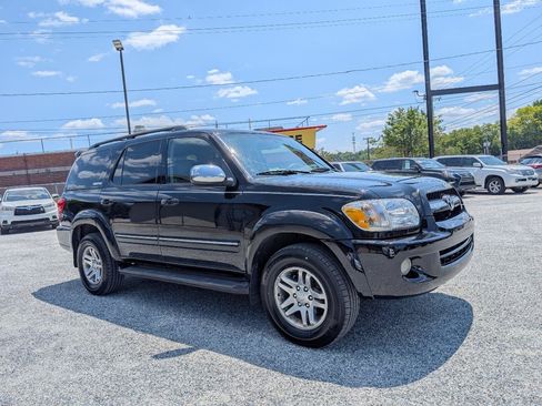 Used 2007 Toyota Sequoia Limited AWD/4WD image 3