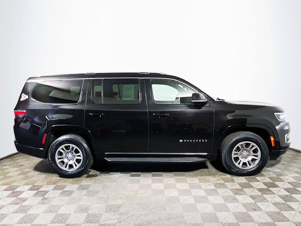 Used 2024 Jeep Wagoneer 4WD image 8