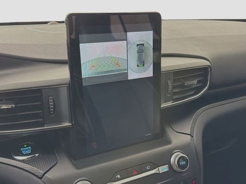 Used 2020 Ford Explorer ST w/ ST Street Pack image 18