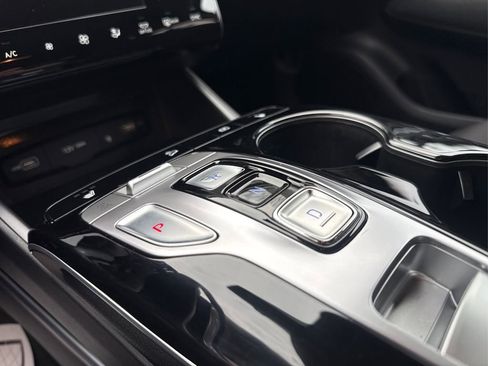 Used 2024 Hyundai Tucson Blue image 27