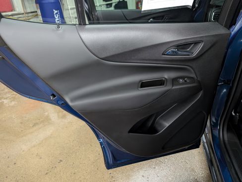 Used 2021 Chevrolet Equinox LT image 5