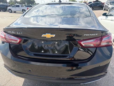 Used 2022 Chevrolet Malibu Premier FWD image 7