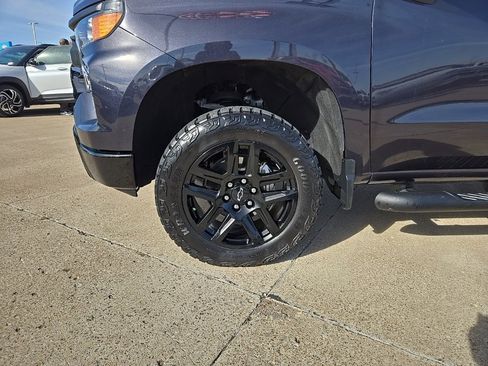 Used 2023 Chevrolet Silverado 1500 Custom Trail Boss image 10
