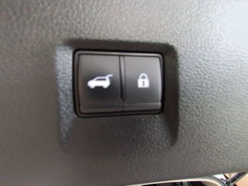 Used 2025 INFINITI QX60 Sensory w/ Vision Package AWD/4WD image 38