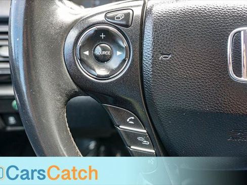 Used 2015 Honda Accord Sport image 31