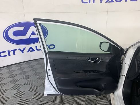 Used 2019 Nissan Sentra NISMO image 14
