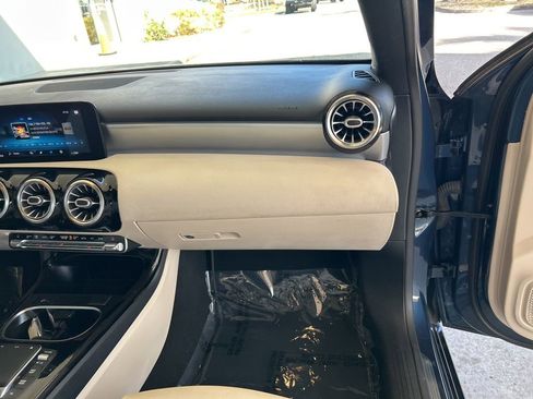 Used 2021 Mercedes-Benz A 220 image 20