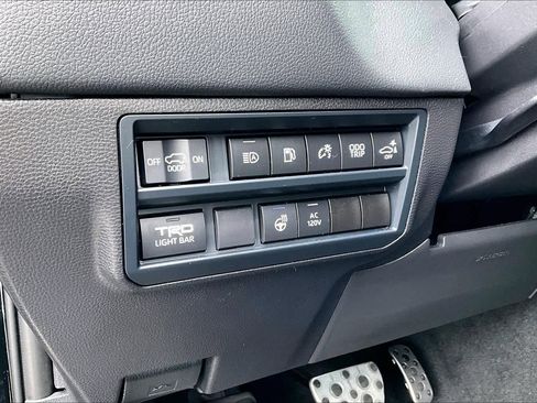 Used 2025 Toyota Sequoia TRD Pro image 34