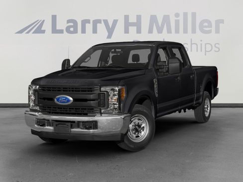 Used 2018 Ford F250 XL image 1