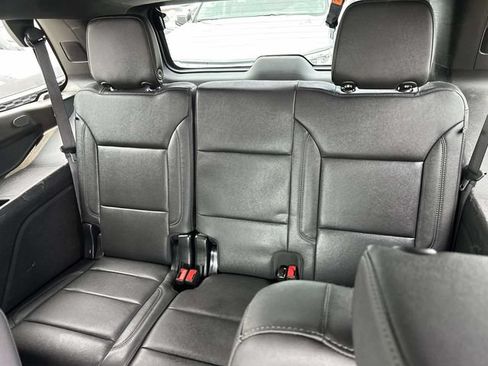 Used 2024 Chevrolet Tahoe LT w/ LT Signature Plus Package AWD/4WD image 18