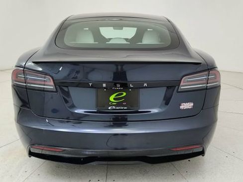 Used 2025 Tesla Model S Plaid image 5