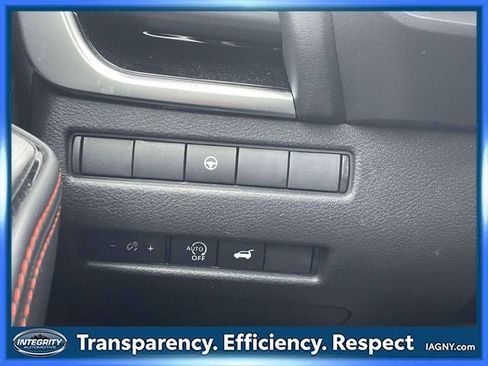 Certified 2025 Nissan Rogue SV image 23