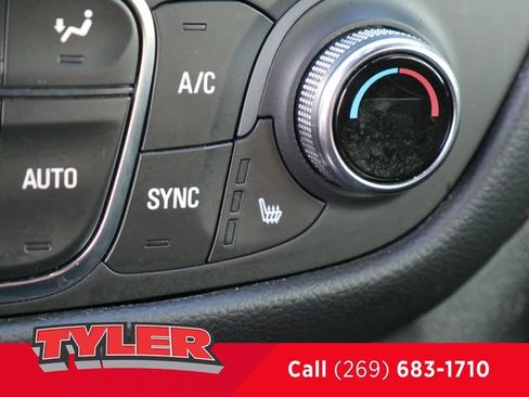 Used 2023 Chevrolet Equinox RS w/ RS Leather Package AWD/4WD image 30
